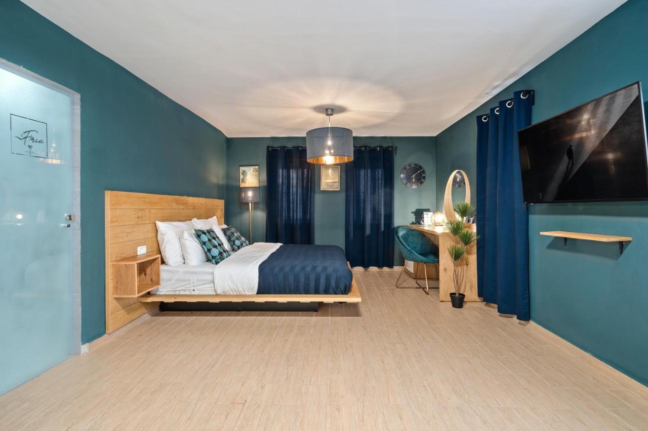 Hotel La Finca - Luxury Suites Hotel Beersheba Bagian luar foto
