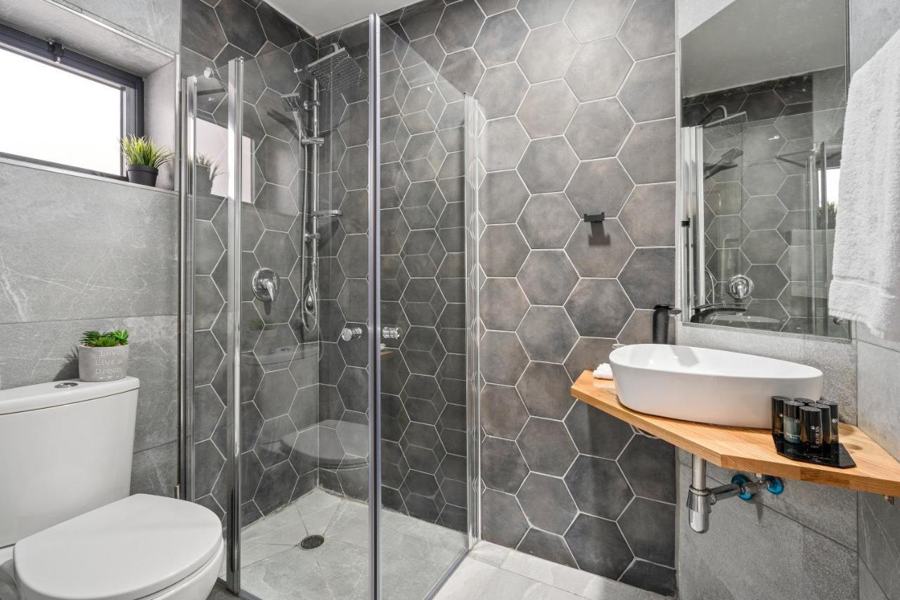 Hotel La Finca - Luxury Suites Hotel Beersheba Bagian luar foto